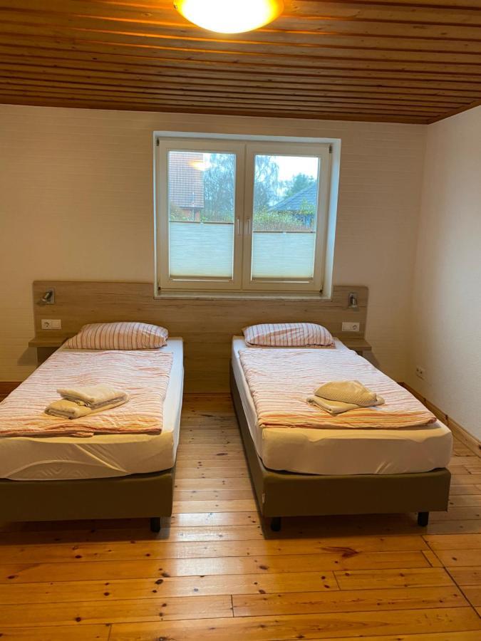 Pension Im Heidort Oyten Esterno foto